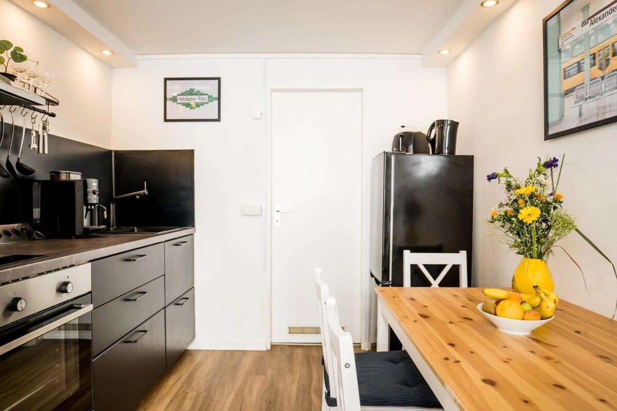 Industrial Loft In Berlin Mitteアパートメント エクステリア 写真
